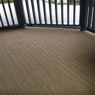 Herringbone Seagrass with Hessian Border